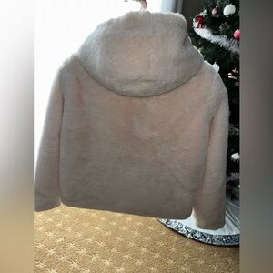 Forever 21 Cream Faux fur Zip-Up